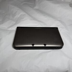 Nintendo 3DS LL Black/Gray Handheld System with 3D, Touchscreen, Japanese